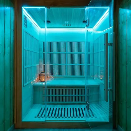 Luxurious 3 Bedrooms Sauna Jacuzzi * Tinqueux
