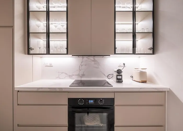 Appartamento Luxurious 3 Bedrooms Sauna Jacuzzi *